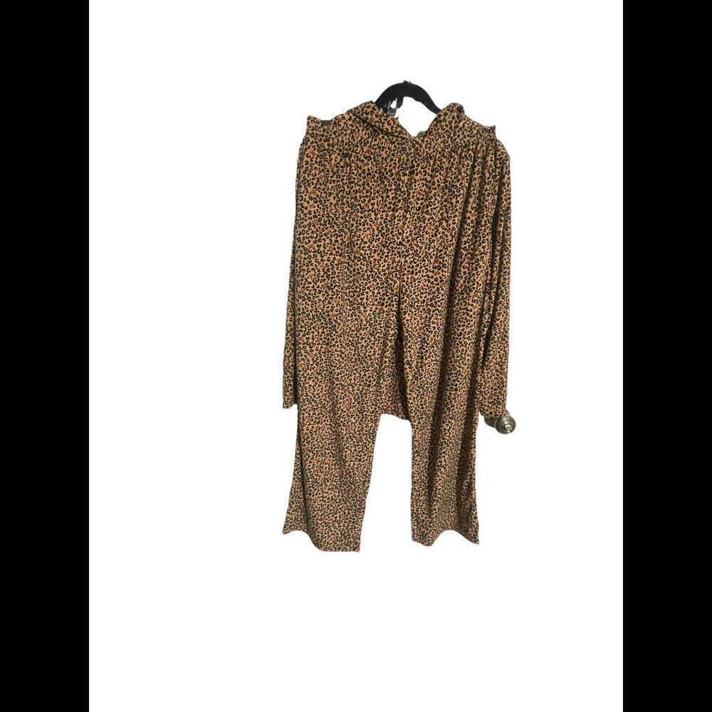 DKNY Cheetah Print Fleece 2PC Pajama Pant Set Long Sleeves LRG p16 - Picture 2 of 7